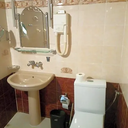 Hotell Rony 2*